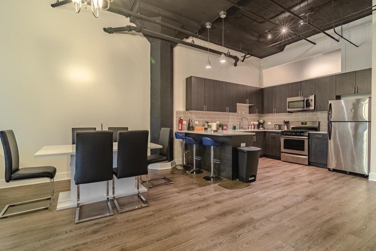 Ideal 3Br Business Or Leisure Rental In Chicago Fully Stocked Kitchen & Fast Internet With Optional Parking Near Soldier Field, Grant Park & Mccormick Place Zewnętrze zdjęcie