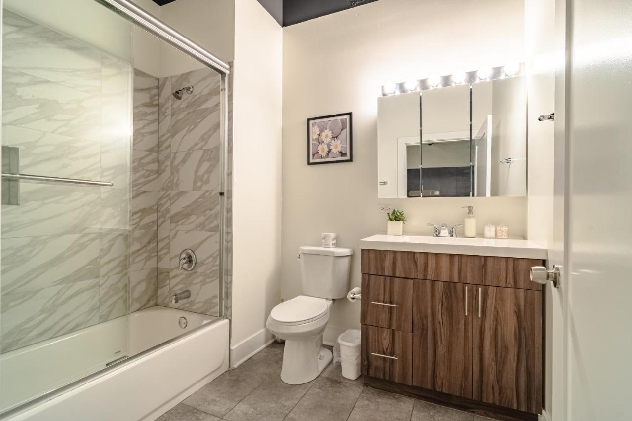 Ideal 3Br Business Or Leisure Rental In Chicago Fully Stocked Kitchen & Fast Internet With Optional Parking Near Soldier Field, Grant Park & Mccormick Place Zewnętrze zdjęcie