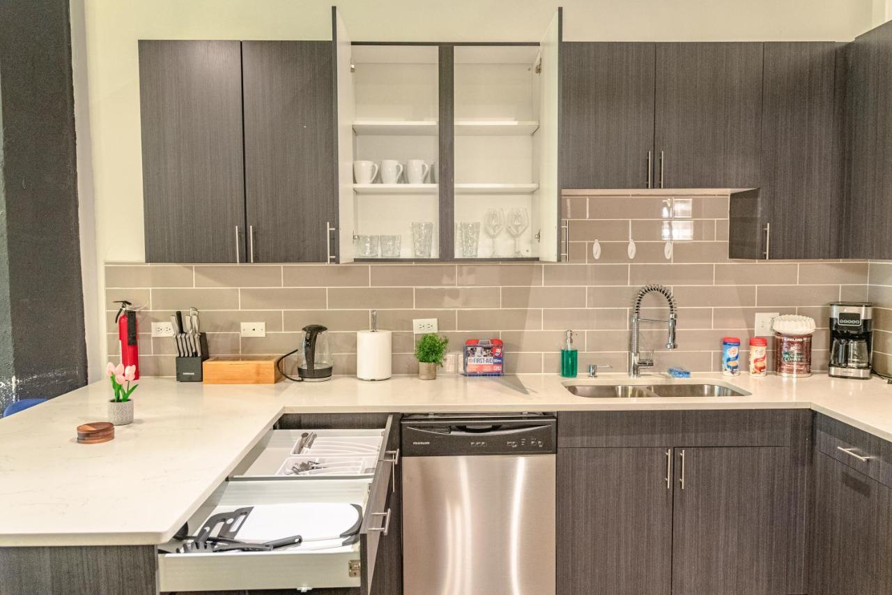 Ideal 3Br Business Or Leisure Rental In Chicago Fully Stocked Kitchen & Fast Internet With Optional Parking Near Soldier Field, Grant Park & Mccormick Place Zewnętrze zdjęcie